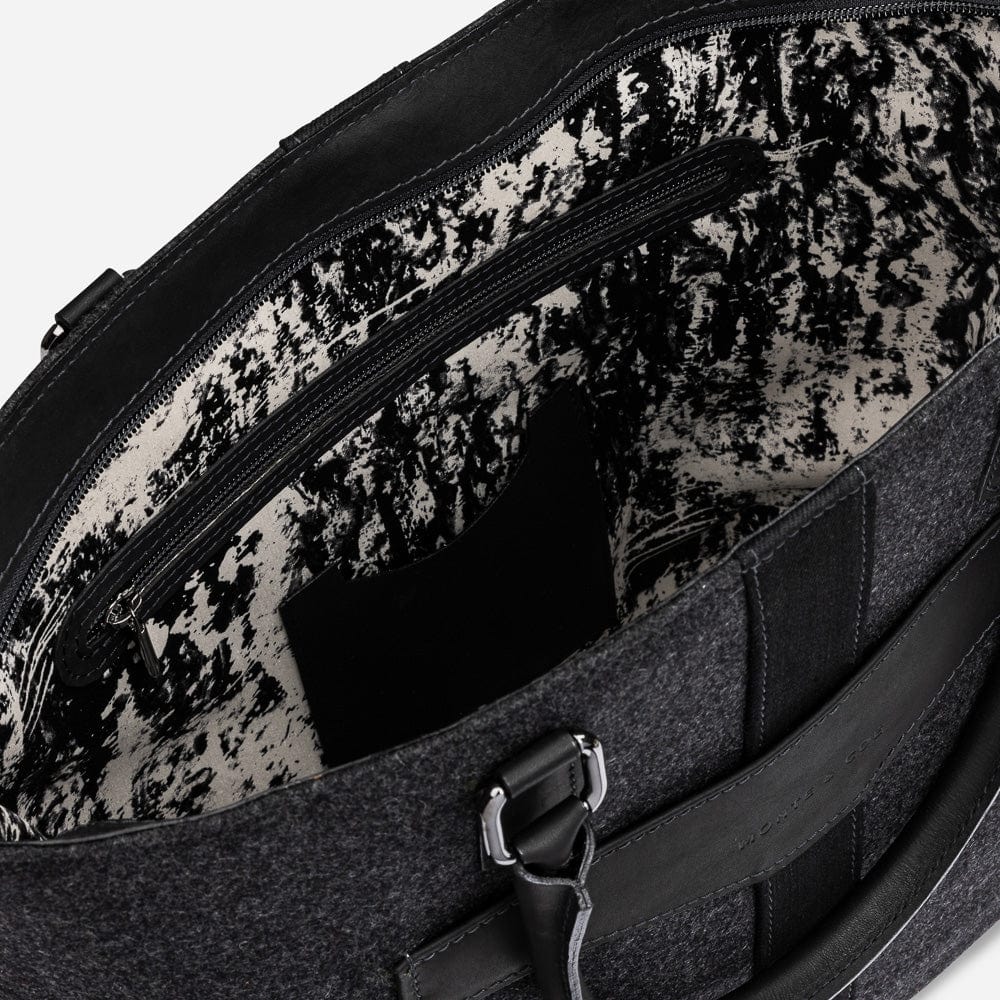 Italian Wool Tote in Black