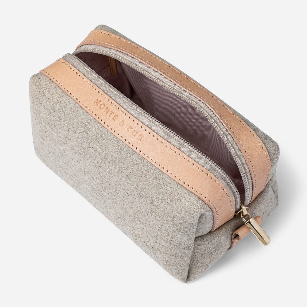 Italian Wool Dopp Kit in Nude