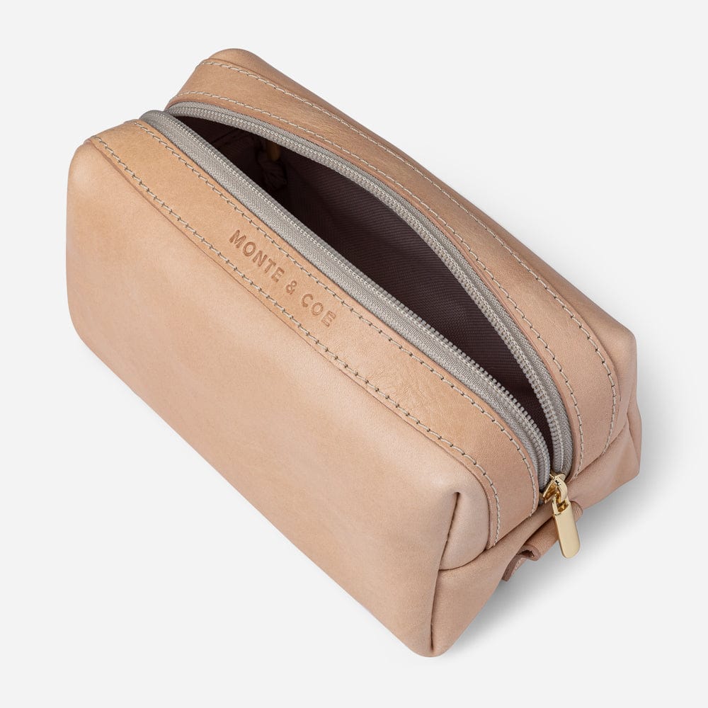 Leather Dopp Kit in Natural
