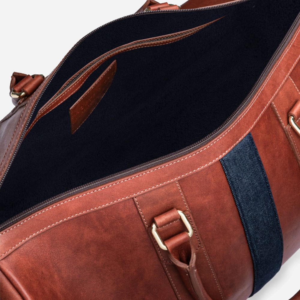 Leather Weekender in Cognac