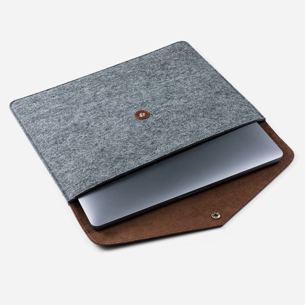 Merino Wool 13" Laptop Folio in Grey & Cognac